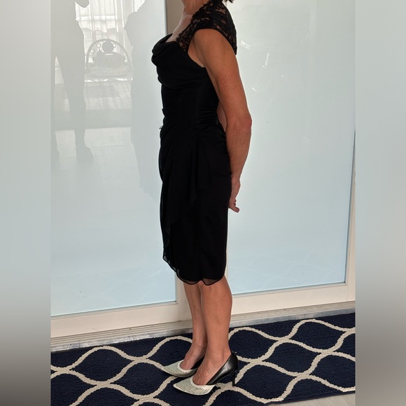 Beautiful Cache black cocktail dress - Picture 3 of 5